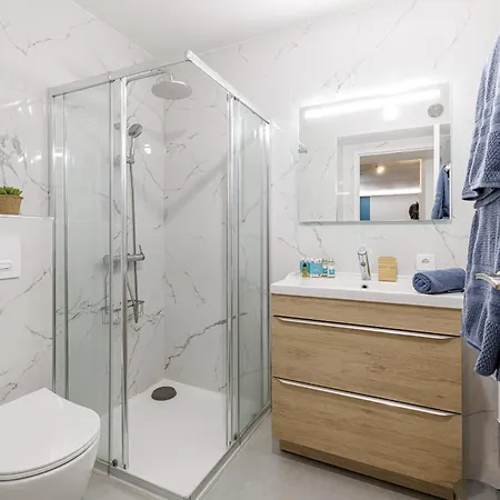 My Casa - Suisse - Cosy Down Town With Terrasse Διαμέρισμα Νίκαια