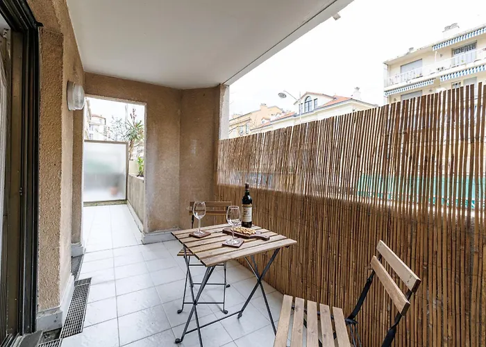 My Casa - Suisse - Cosy Down Town With Terrasse *