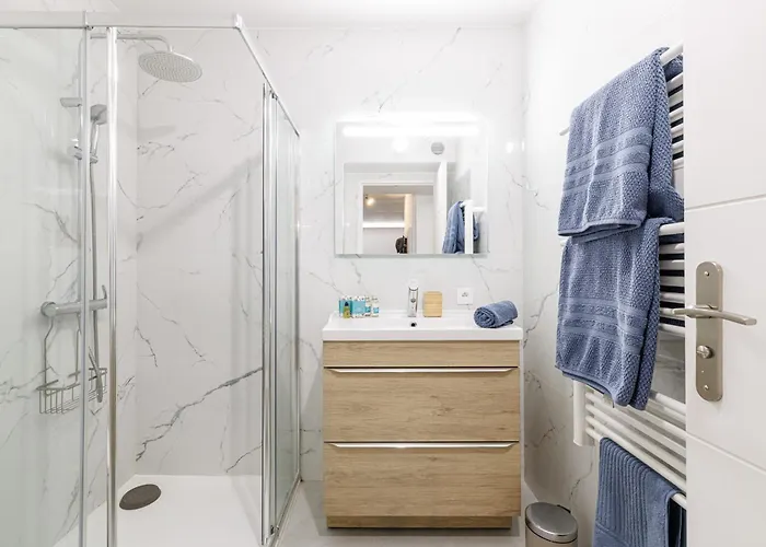 My Casa - Suisse - Cosy Down Town With Terrasse *